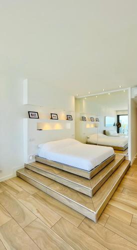 SEA VIEW TOP FLOOR - PROMENADE DES ANGLAIS