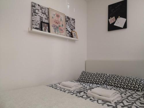 Uma cama ou camas num quarto em B3 Sneznik-Modern apartment