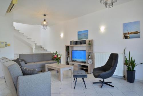 Gavalas Urban Home