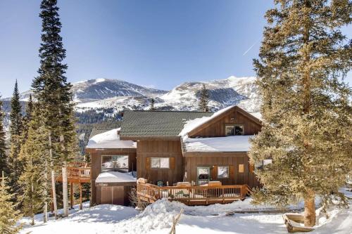 Stunning Views and Private Hot Tub - CLOSE TO BRECK - Chalet L'Etoile
