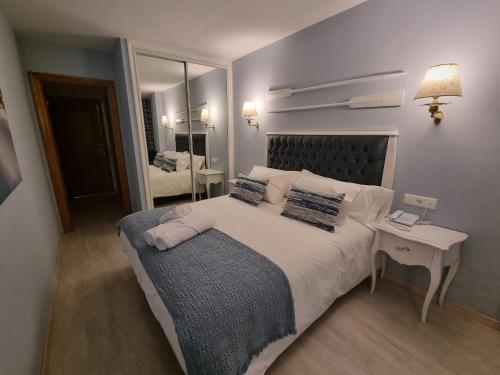 サントーニャにあるHotel Boutique Arha Villa de Santonaのギャラリーの写真