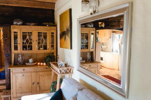 Kuchyň nebo kuchyňský kout v ubytování Almchalet bei Pörtschach