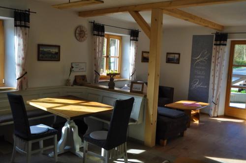 Posezení v ubytování Ferienwohnung Reiter