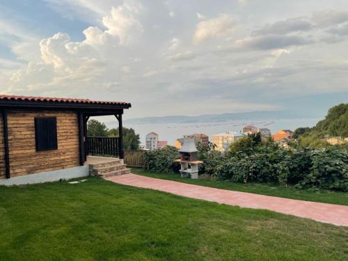 Clădirea în care este situat/ăcampingul