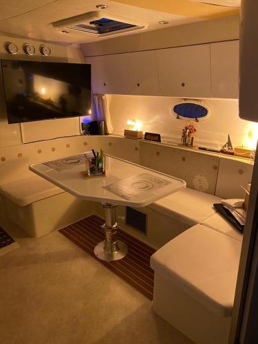Nuit de rêve sur Bateau MAMOURS II