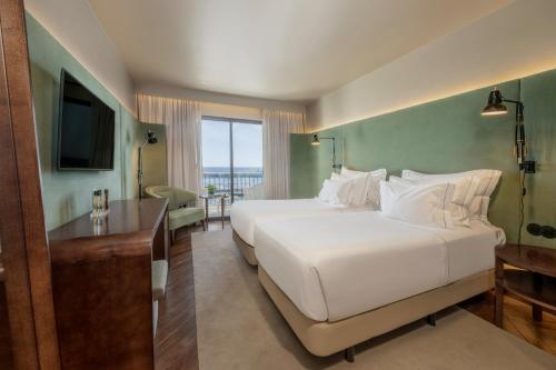 Grand Hotel Açores Atlântico — Bedroom