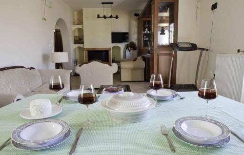 Μια τηλεόραση ή/και κέντρο ψυχαγωγίας στο Villa Stelianna