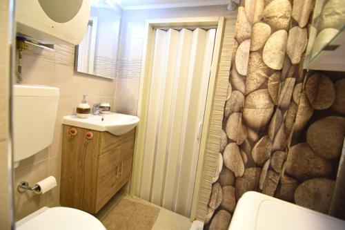 Lilliput Apartment