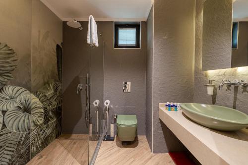 Ванная комната в Sealife Royal Suites
