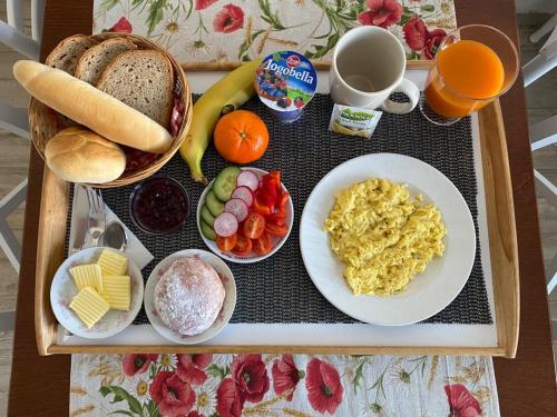 Morgenmad for gæster der bor på Ubytování Stará