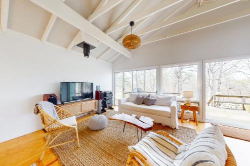 Chilmark Charm – Photos 4