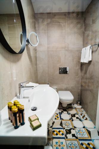 Ein Badezimmer in der Unterkunft Hotel Indigo Krakow - Old Town by IHG