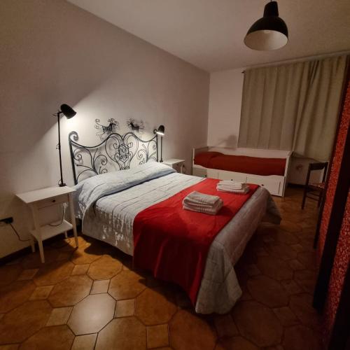 Postel nebo postele na pokoji v ubytování Sa Stiddiosa Guesthouse