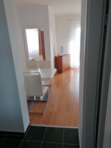 Gambar di galeri bagi Apartments Dinko di Duće