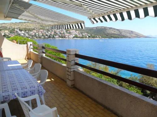 First row to the sea