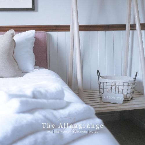 Allangrange Hotel near Invernessにあるベッド