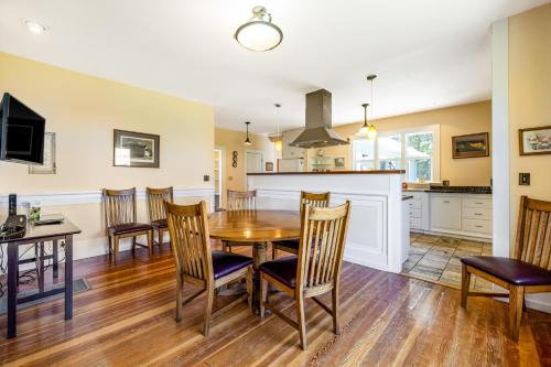 Albion Ocean House – Photos 5