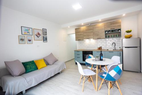 Luxury Apartments Love