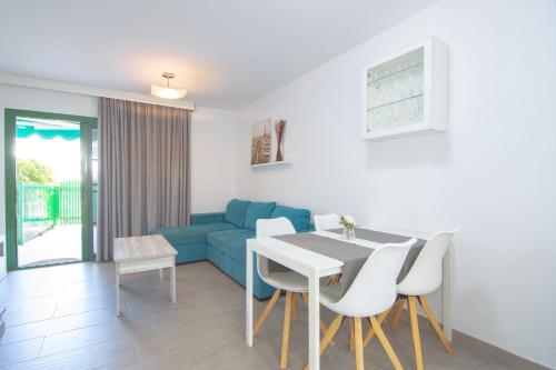 Bungalow Parque Gaviota 4 by Homestaygrancanaria