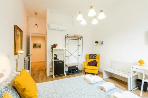 Rome Lux House guest rooms photo 10