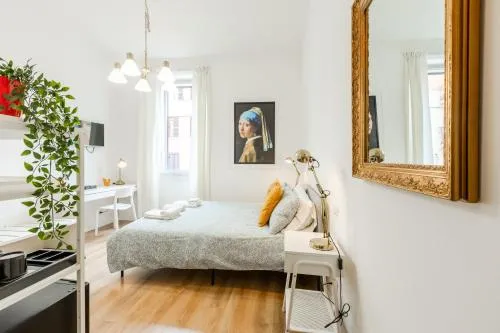 Rome Lux House guest rooms photo 13
