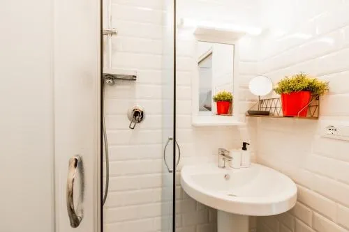 Rome Lux House guest rooms photo 8