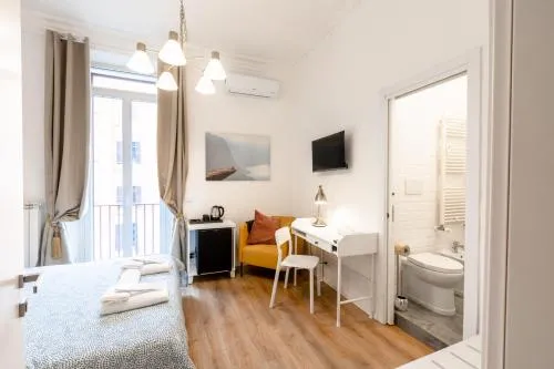 Rome Lux House guest rooms photo 3