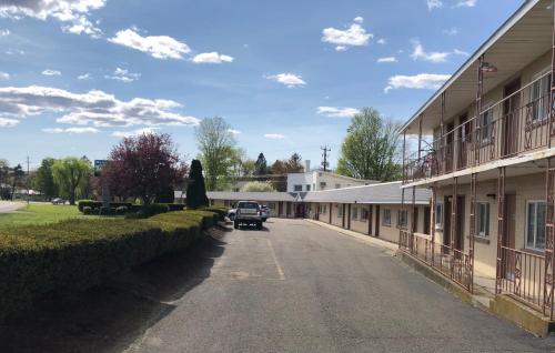 Gallery image of DEEPWELL MOTEL in Owego