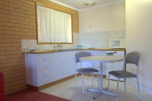 Gallery image of Blue Whale Motor Inn & Apartments in Warrnambool