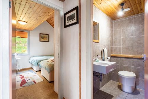 Ванная комната в Thorsvik