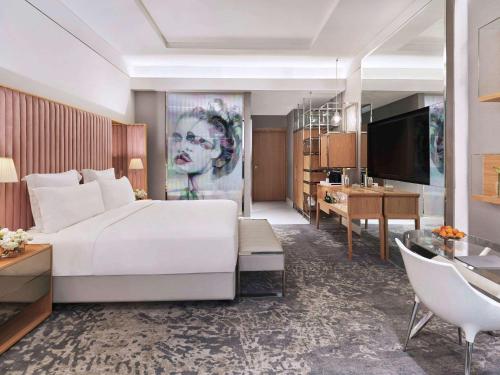 SLS Dubai Hotel & Residences Image