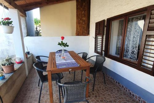 Family house Luiza for max 4 persons in Vabriga close to the sea
