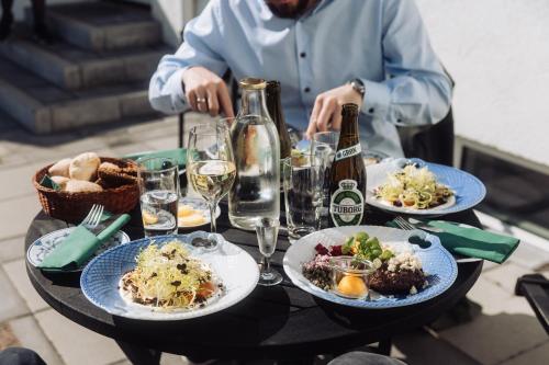 صورة لـ Hotel Lidenlund في ليمفج