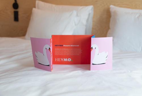 Postel nebo postele na pokoji v ubytování Heymo 1 by Sokos Hotels