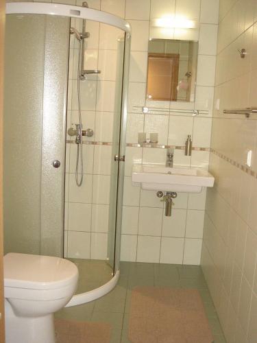 Ett badrum på Estinn Apartment