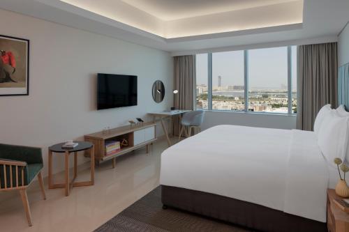 Staybridge Suites Dubai Internet City by IHG Image