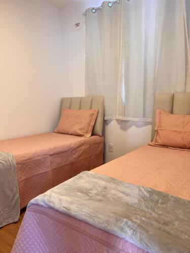 Imagem da galeria de Apto ao lado do Shopping Caruaru próximo ao pátio. em Caruaru