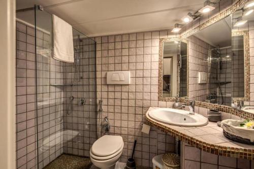 Ένα μπάνιο στο Moro Magenta 4 Casa e Appartamento per Vacanze