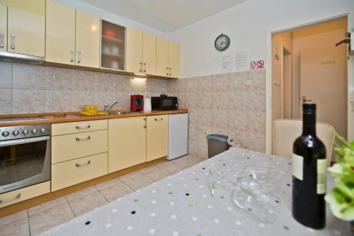 Cucina o angolo cottura di Sweet Dreams Old Town Hvar