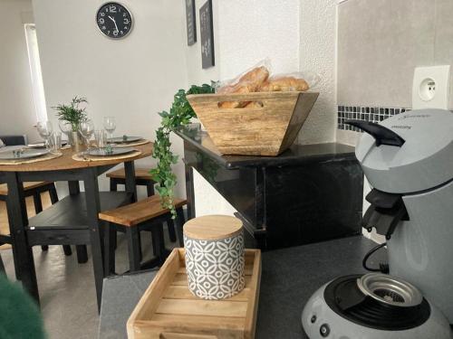 Zdjęcie z galerii obiektu Spacieux Proche Zone Industrielle Tout confort w mieście Feignies