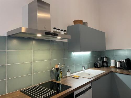 Dapur atau dapur kecil di Chateau de Latour sur Sorgue