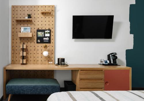Origin Austin, a Wyndham Hotel Image