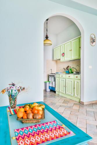 Kuchyň nebo kuchyňský kout v ubytování Cohen Smart House