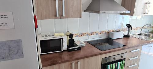 Kuchyň nebo kuchyňský kout v ubytování Chalet Francisco
