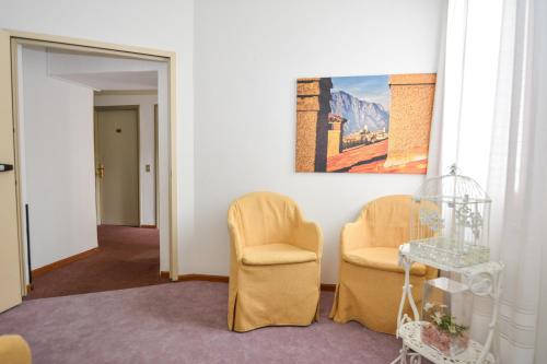 Posezení v ubytování Hotel Modena old town