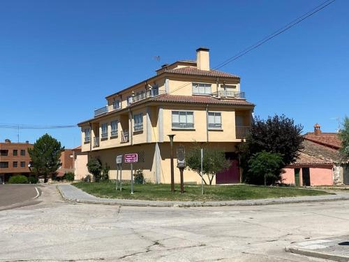 Budova, kde se apartmán nachází