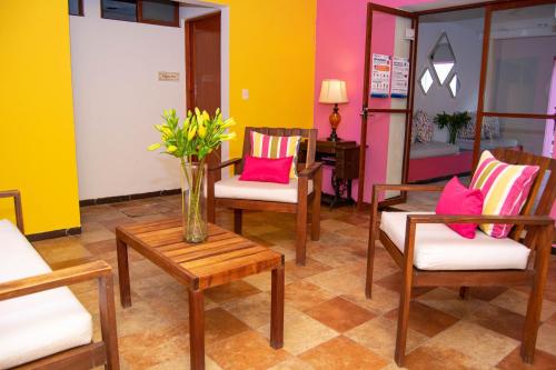 Un lugar para sentarse en Art 57 Hotel - Adults Only