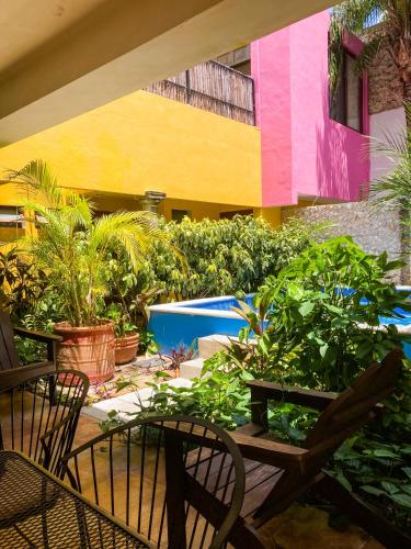 La alberca dentro o cerca de Art 57 Hotel - Adults Only