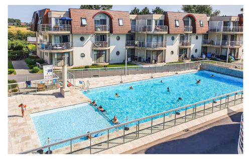 Amazing Apartment In Bredene With 2 Bedrooms, Heated Swimming Pool And Wifi