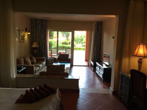 Porto marina patio suite